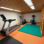 Im Zentrum- Schwimmbad Und 400m Von Skiliften Entfernt By Interhome