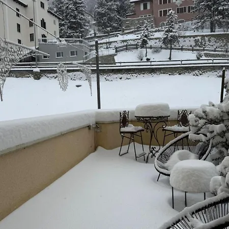 Im Zentrum- Schwimmbad Und 400m Von Skiliften Entfernt By Interhome *